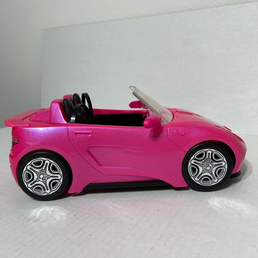 Barbie Glam Pink Glitter Convertible Car with Seat Belts Mattel 2016